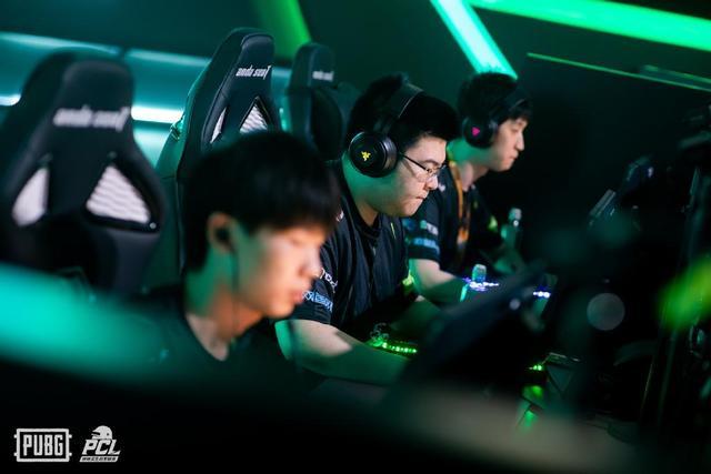 镜头记录的 镜头记录的