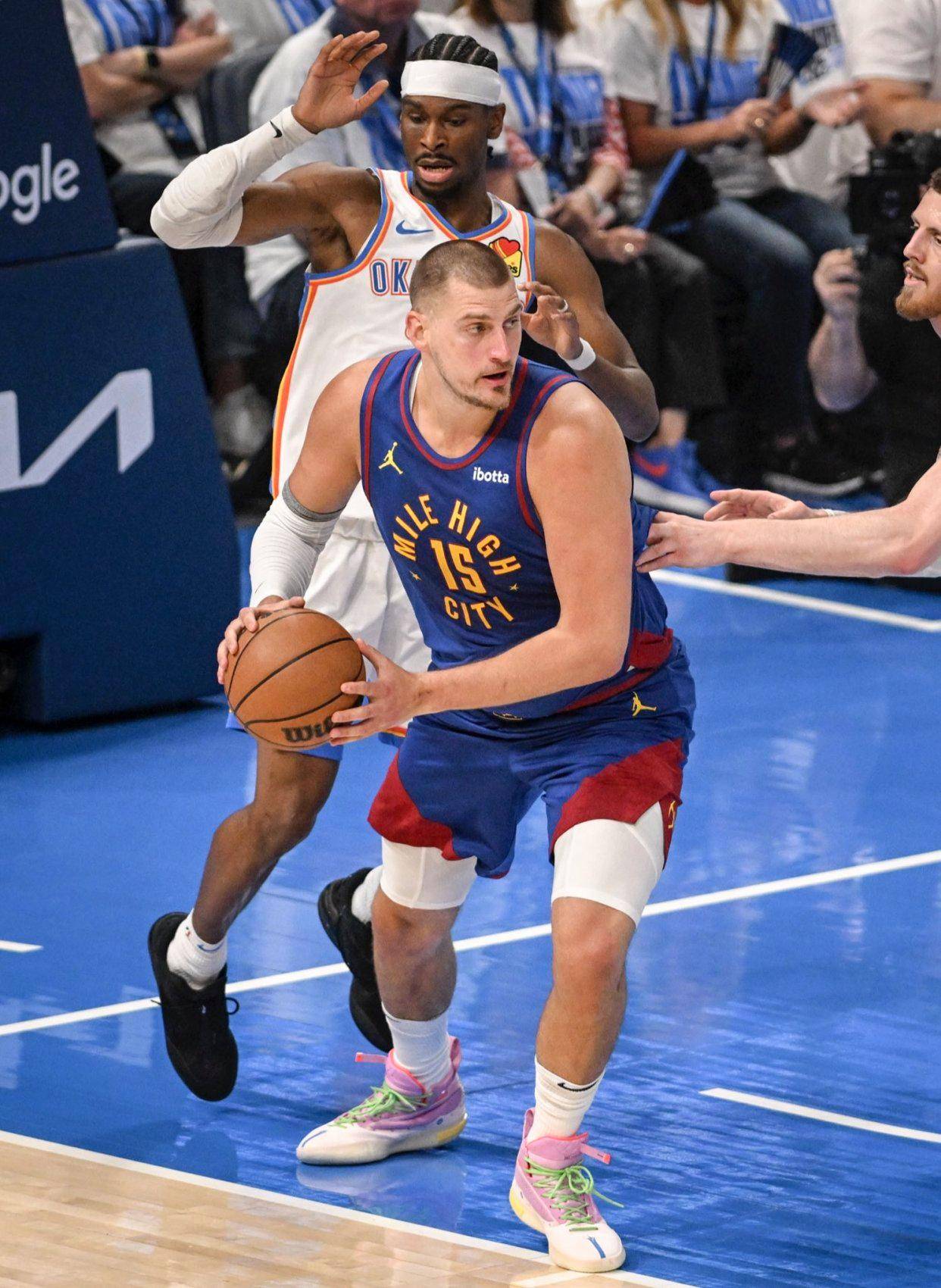 更是战术执 更是战术执